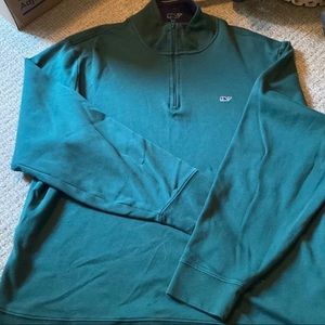 Vineyard Vines mens pullover, size XL